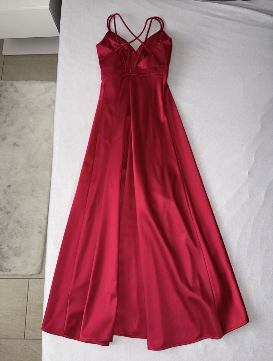 Vestiti: Rotes Satin Abendkleid – Nuovo (secondo la descrizione) da Oftringen venduto da soraia.i 2