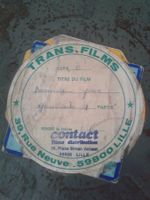 alte Filmdose Kodak mit Aufklebern original aus Frankreich