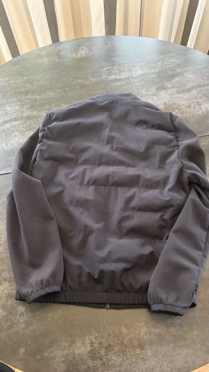Giacche: Moderne Steppjacke Herren Dunkelblau Gr. S – Usato da Zürich venduto da mat_bcg2 4