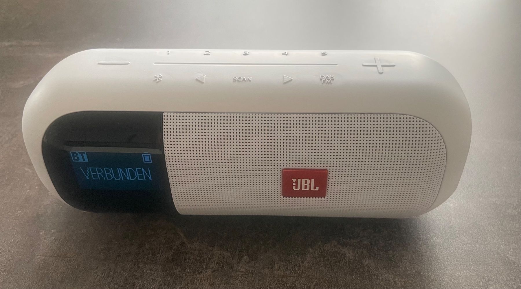 Radios: JBL Tuner 2 - Tragbarer Bluetooth-Lautsprecher – D'occasion à Wettingen par Serk