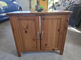 Waschbeckenunterschrank