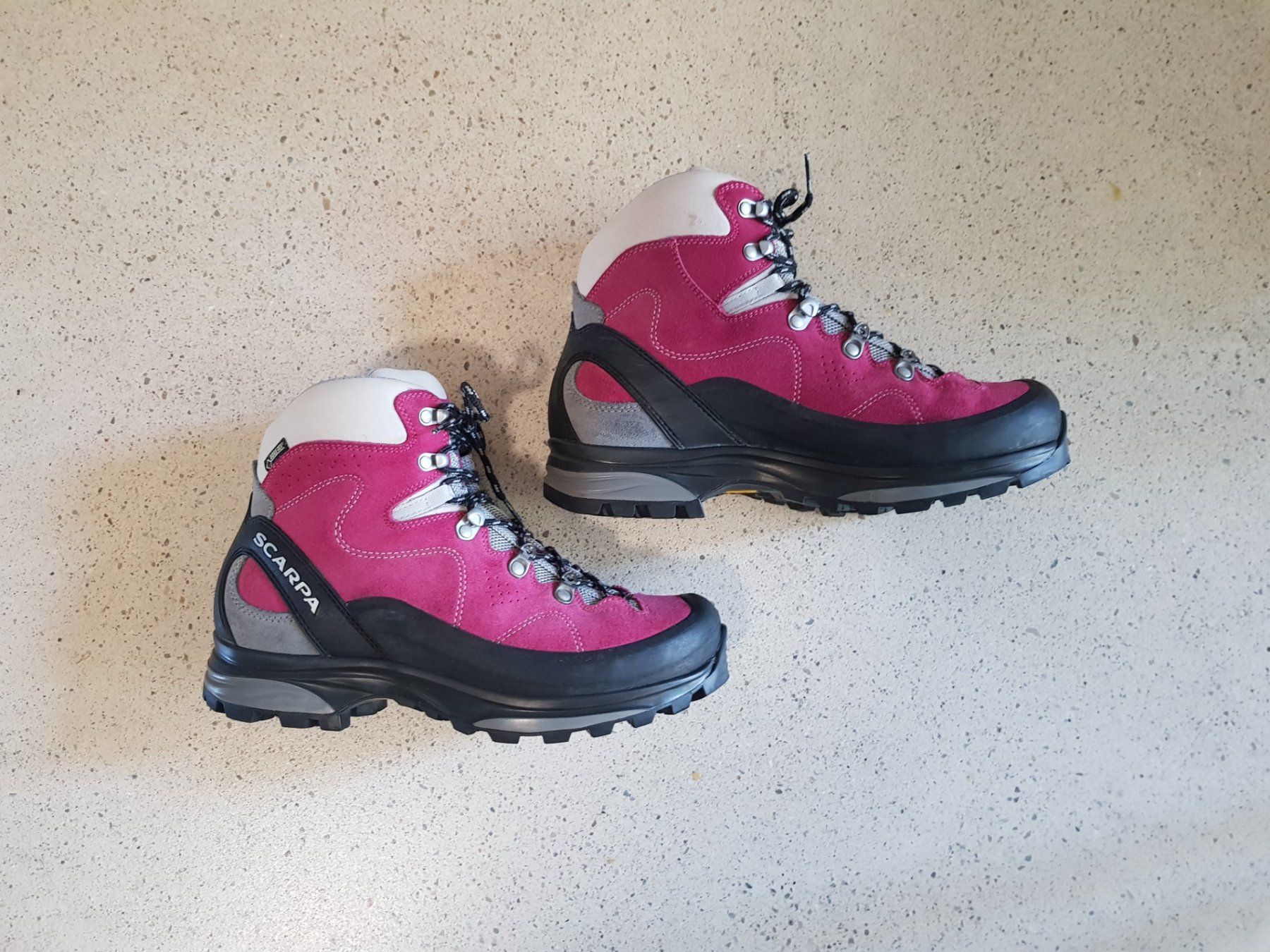 Scarpa Scarpe da uomo: Scarpa GTX Wanderschuh Grösse 39 – Usato da Basel venduto da fafa68 3