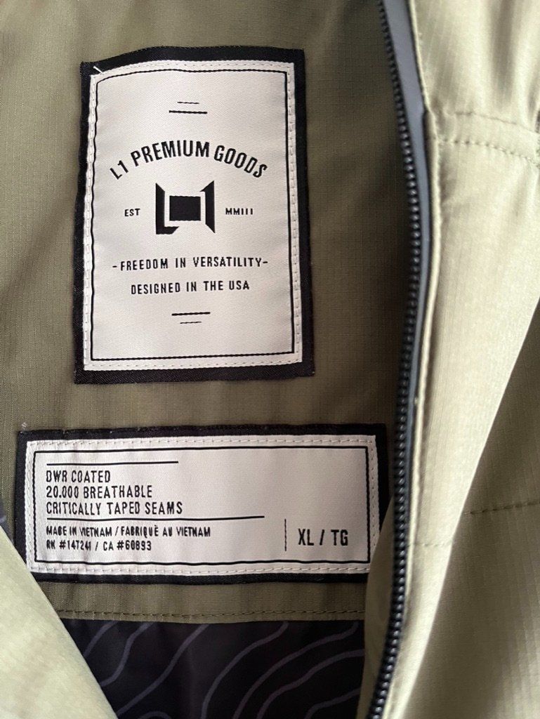 Jacken: Snowboardjacke neuwertig – Neu (gemäss Beschreibung) aus Biel/Bienne von rebl_style 3
