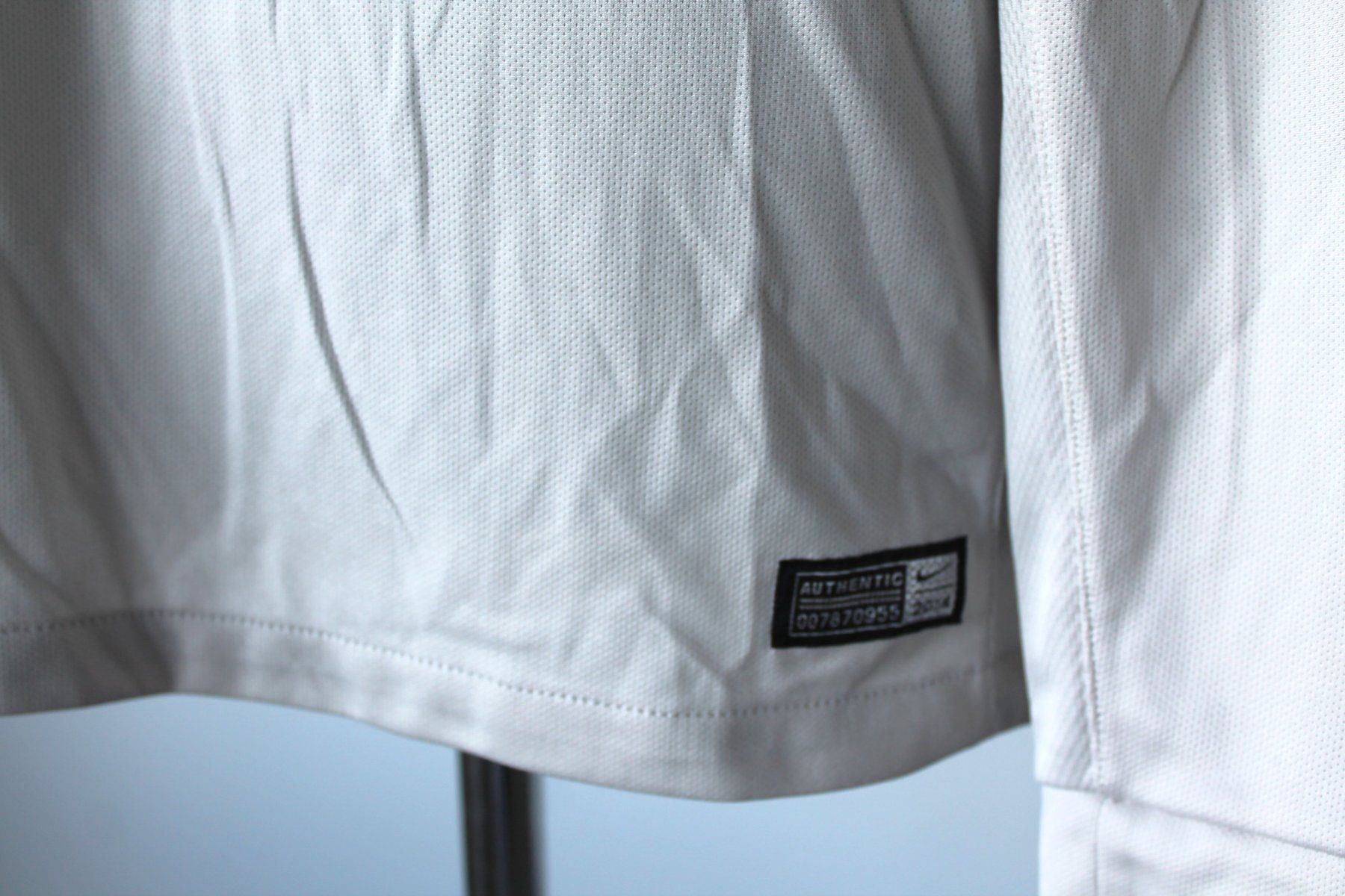 Nike Pulls & Sweat-shirts: Sweatshirt NIKE taille M – D'occasion à Chez-le-Bart par jasse 1