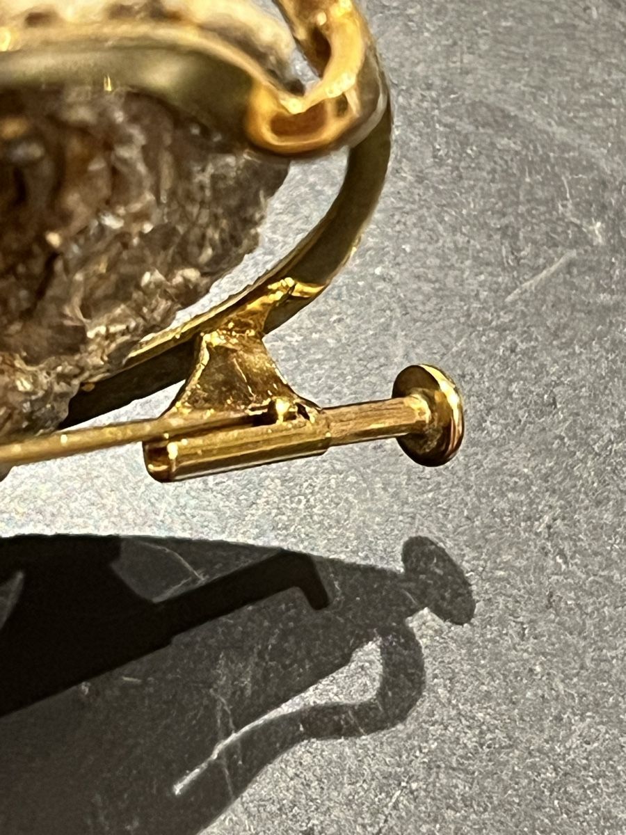 Broschen & Nadeln: Brosche mit Achat und Goldfassung, guter Zustand – Gebraucht aus Rüti ZH von Walti0 3