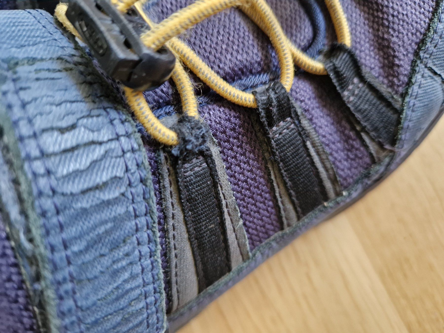 Keen Schuhe für Jungen: Keen Low Wasserdicht Wanderschuh 32 – Gebraucht aus Gossau SG von dolores_x 2