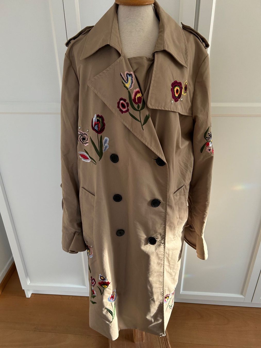 Zara Cappotti: Trenchcoat Mantel Zara – Usato da Luzern venduto da lou4444