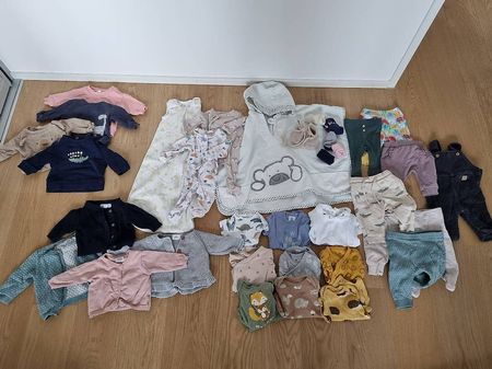 Kleiderpaket Baby Gr. 50/56, 35 Teile