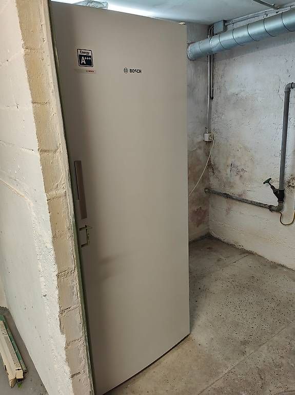 Bosch Gefrierschrank: Gefrierschrank Bosch – Gebraucht aus Recherswil von beawuethrich 1