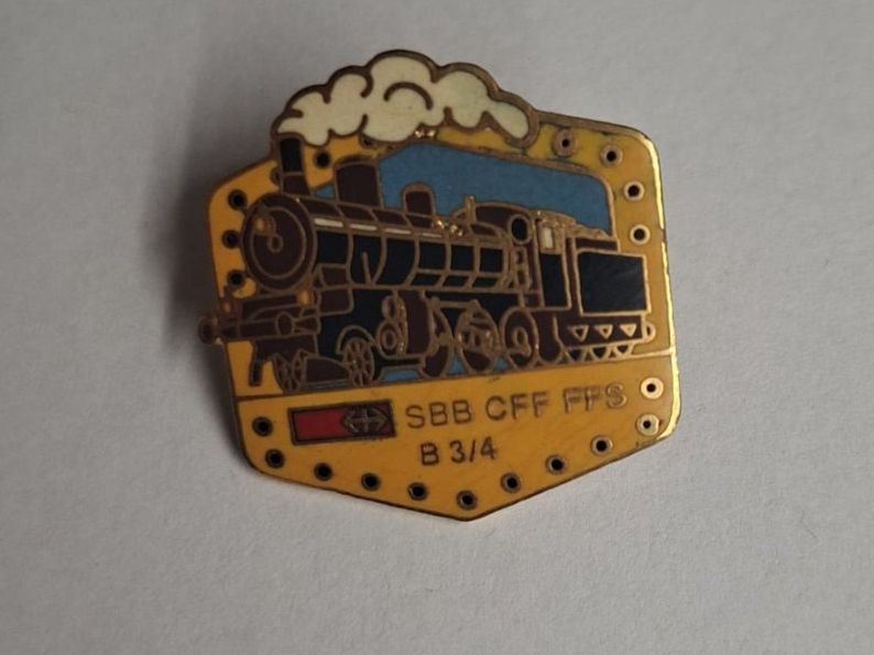 Plaketten & Abzeichen: Pin SBB Dampflokomotive B 3/4 - Box 51 – Gebraucht aus Köniz von Pinscollect