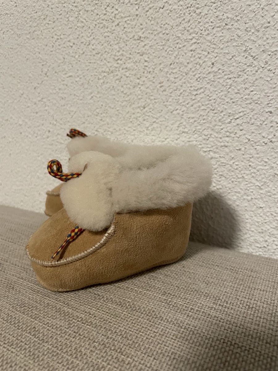 Schuhe für Jungen: Baby Lammfellfinken – Neu (gemäss Beschreibung) aus Ennetbaden von Mentos07