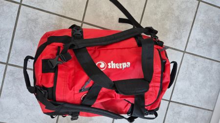 Sporttasche Sherpa rot schwarz Porter Bag M