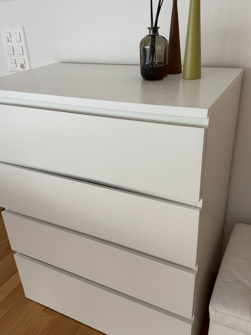 Ikea Cassettiere: IKEA MALM Kommode mit 4 Schubladen, weiss – Usato da Basel venduto da gul_b99z 2