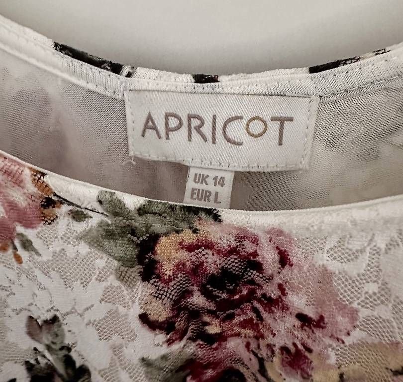 Vestiti: Sommerkleid Marke Apricot – Usato da Murgenthal venduto da Stoefi4 1