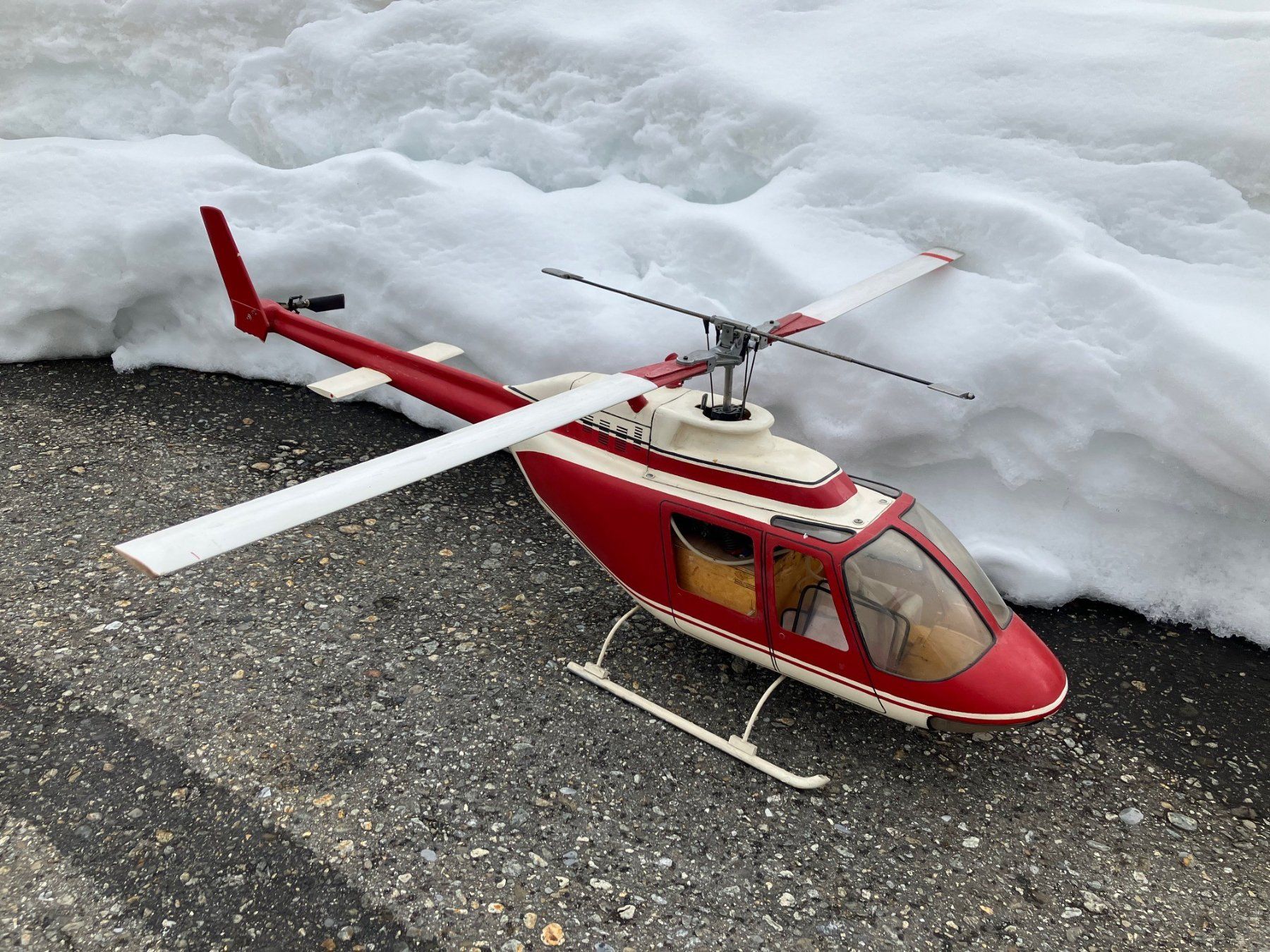 RC Modellbau: Wunderschöner KAVAN Jet Ranger Bell 206 – Gebraucht aus Schwanden-Brienz von swisscopter