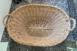 Korb Weide oval mit Griffen guter Zustand ca 70cm
