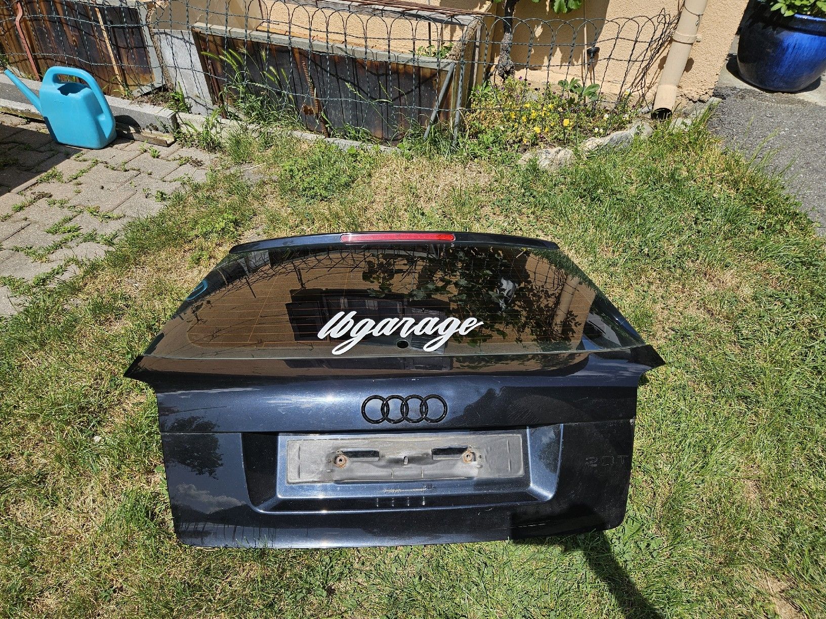 Audi Tutti pezzi di ricambio auto: Audi A3 8P Heckklappe Bj. 2007 Schwarz – Usato da Naters venduto da fab_2zx8