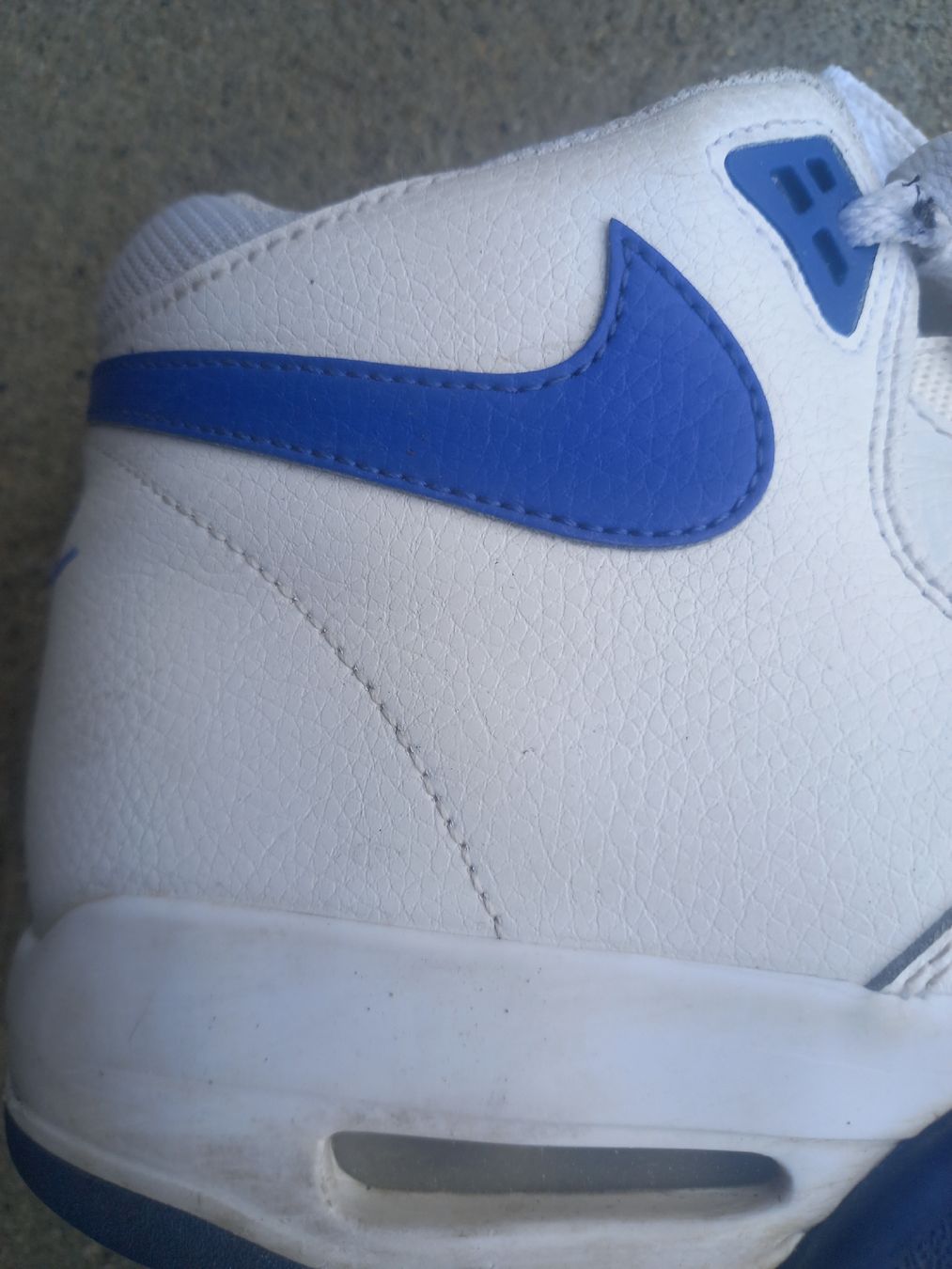 Nike Scarpe da uomo: Nike Air Flight weiss Grösse 43 – Usato da Birr venduto da dom_xgg9 5