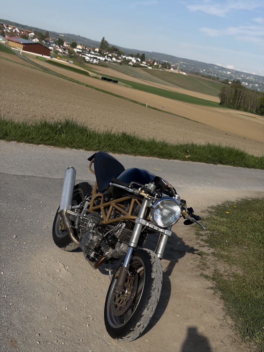 Ducati Strada: Ducati Monster 900 café racer 33kw – Usato da Morges venduto da drissou 3