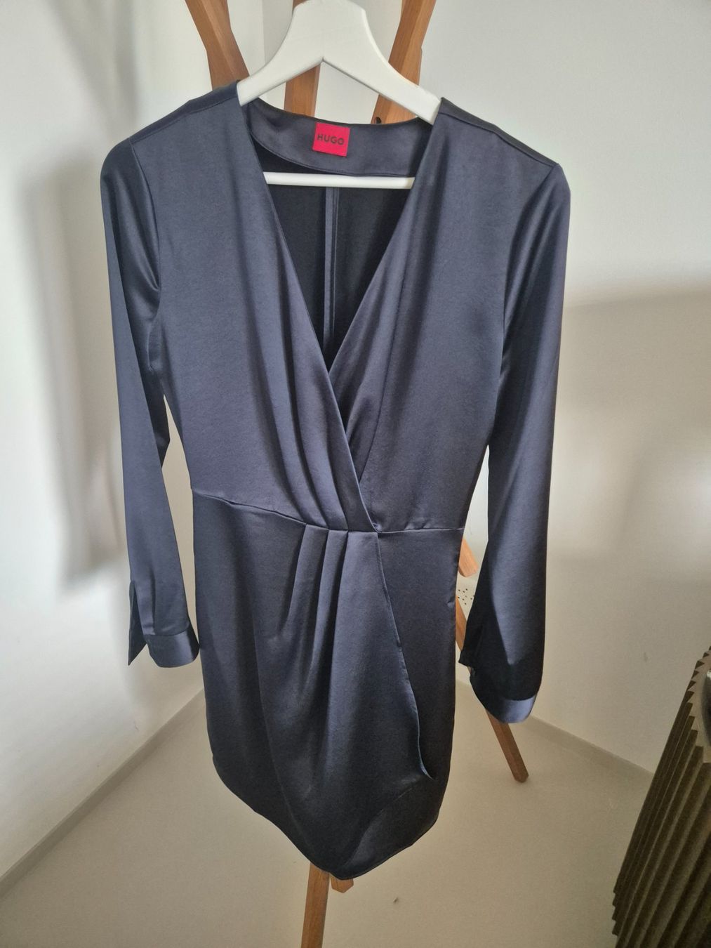 Hugo Boss Vestiti: Hugo Boss Kleid Gr. 34 – Usato da Unterengstringen venduto da ang_tm99
