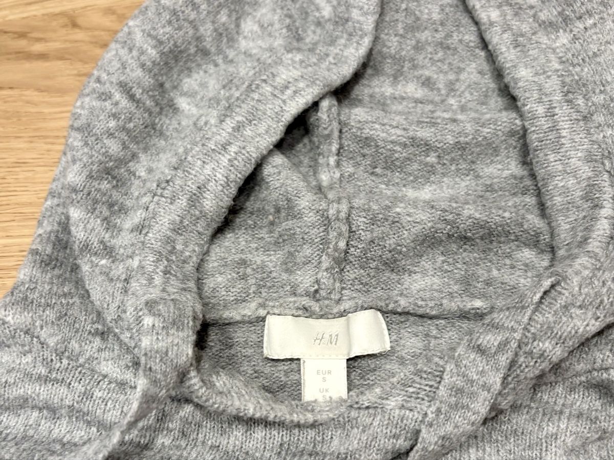 H&M Pulls & Sweat-shirts: H&M Hoodie grau S – D'occasion à Baden par Tiffany6878 5