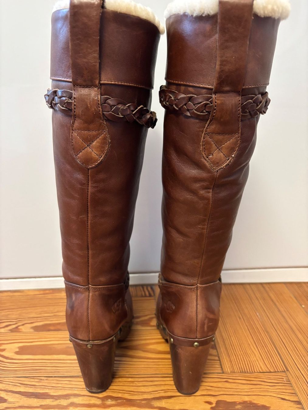 Ugg Scarpe da donna: Ugg Savanna Clog Boots Shearling / Leather EU 37 – Usato da Horgen venduto da uge_pd5p 3