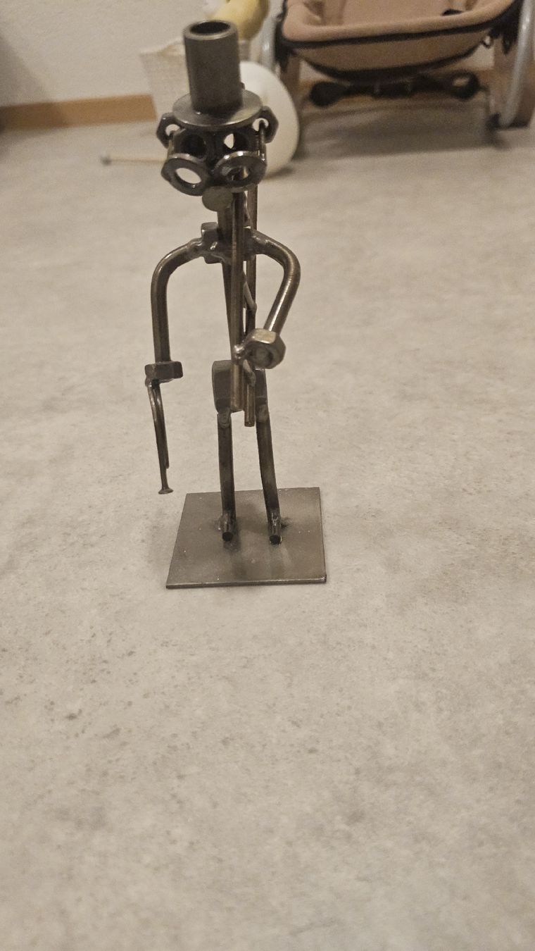 Statuette: statuette soudure ramoneur – Usato da Sornetan venduto da T.a333 2