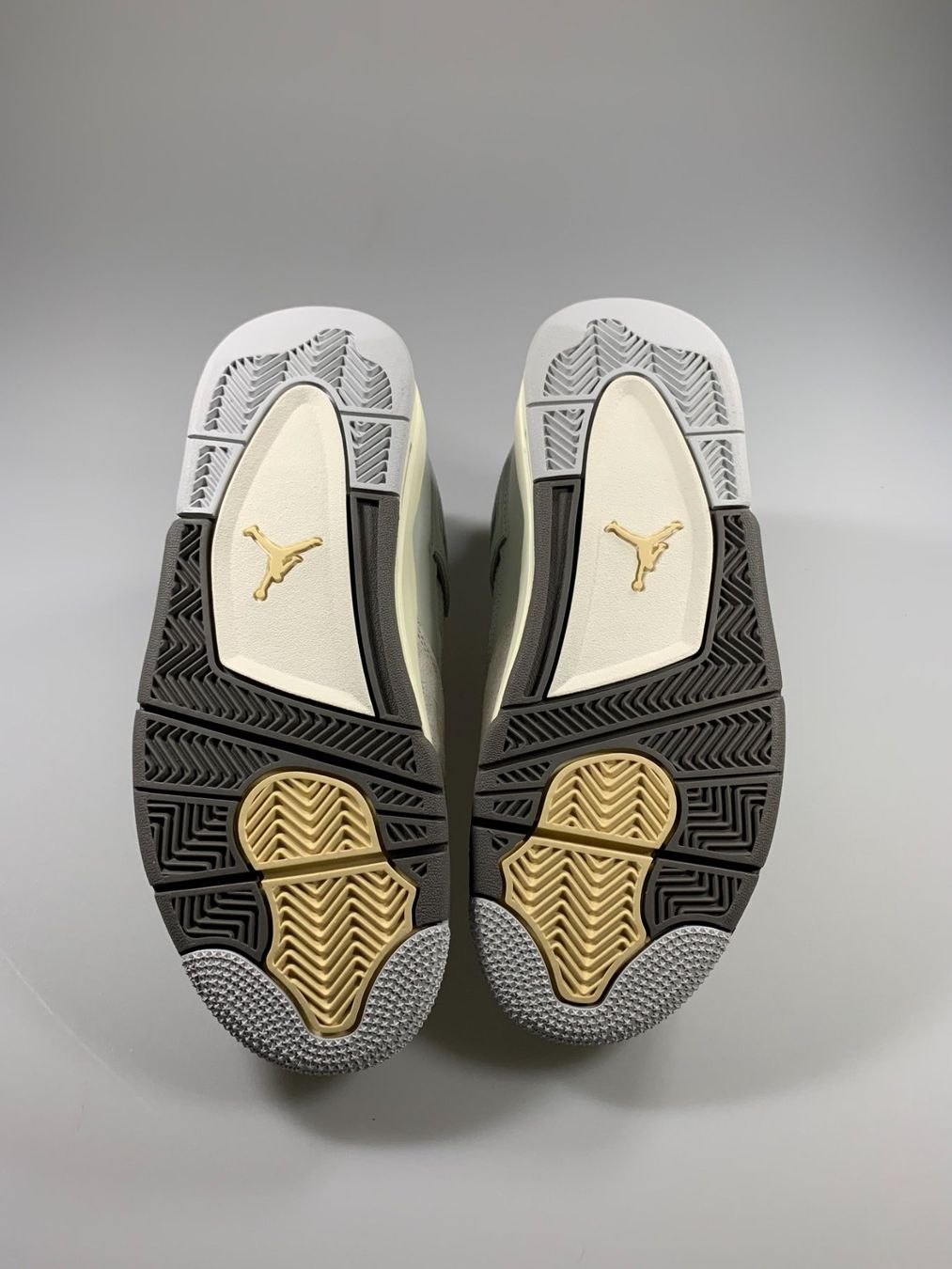 Scarpe da uomo: Jordan 4 Retro SE Craft Photon Dust – Nuovo e nell'imballaggio originale da Thörishaus venduto da SnkrsVie 2