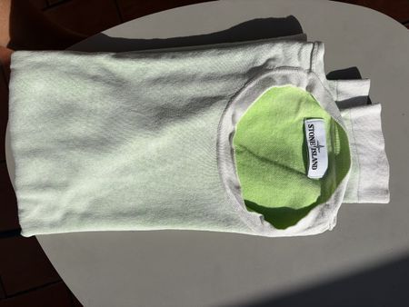 Stone Island Pullover, diverse Defekte