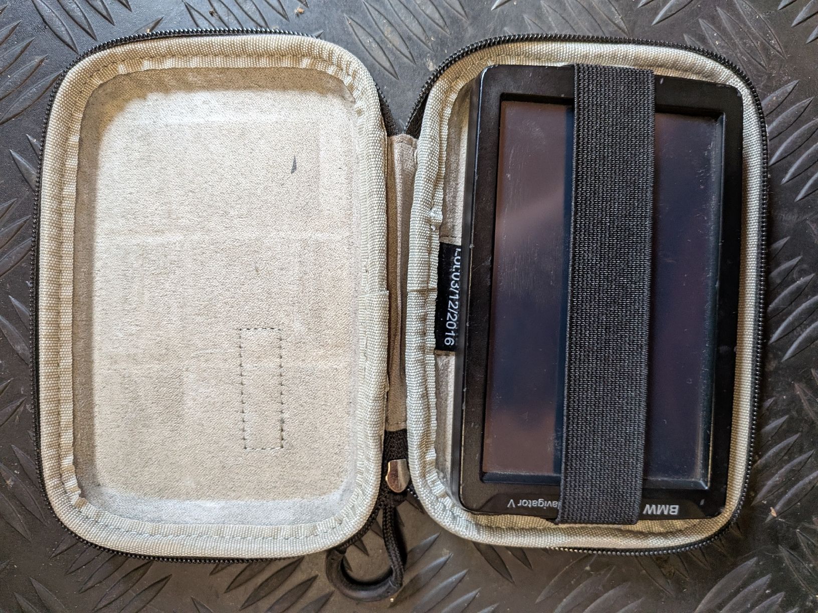 Navigatori: GPS BMW Navigator V – Usato da Vuadens venduto da AlainHarley 1