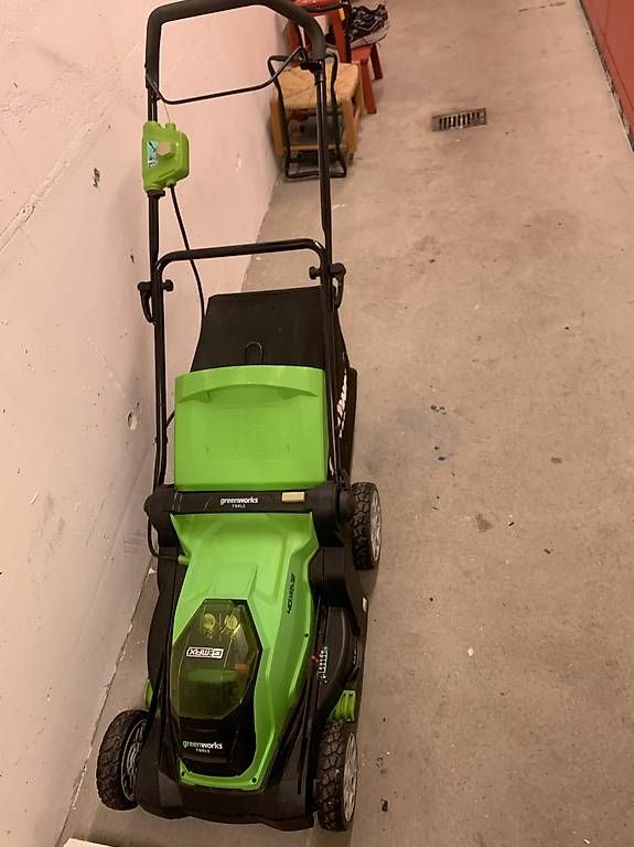 Alle Maschinen: Gartenpflegeset Grenworks – Gebraucht aus Rupperswil von LEHB