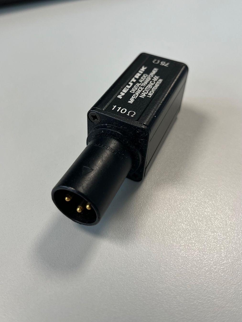 Neutrik Unità & Adattatore: NEUTRIK Impedance Transformer NADITBNC-MX – Usato da Dübendorf venduto da CoJo 2