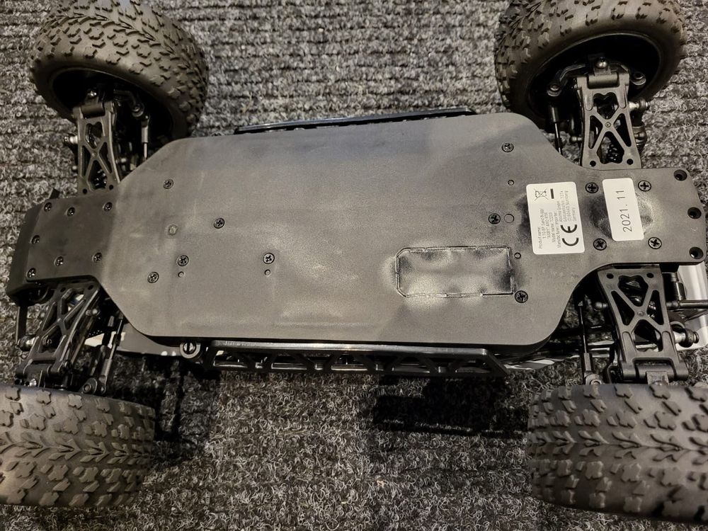 Tamiya M-08 Chassis Kit Auto RC 1:10: Propulsione Posteriore, Interasse Regolabile