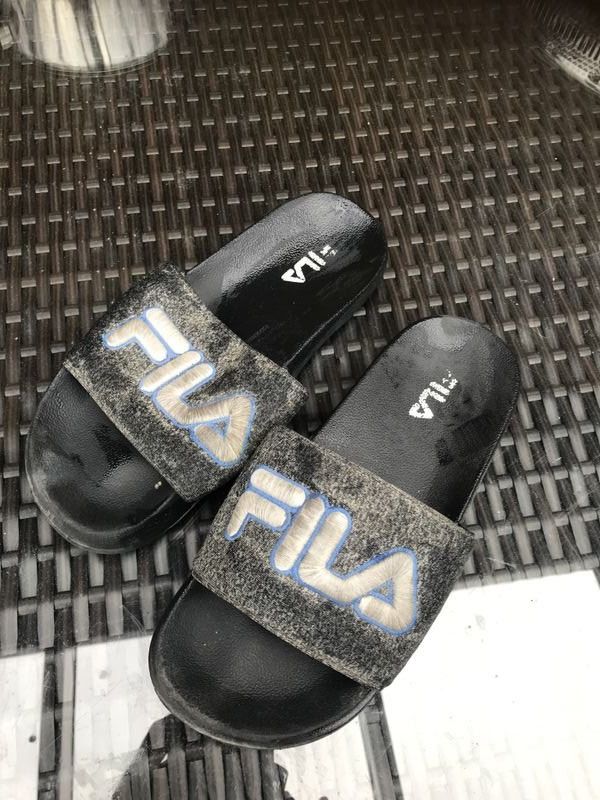 Scarpe per ragazzi: Fila Junge Pantoletten 37 – Usato da Bergdietikon venduto da antovale
