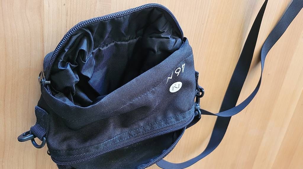 Taschen: Petite sacoche 46 Nord Noir – Gebraucht aus Denges von sim_pt5w 1
