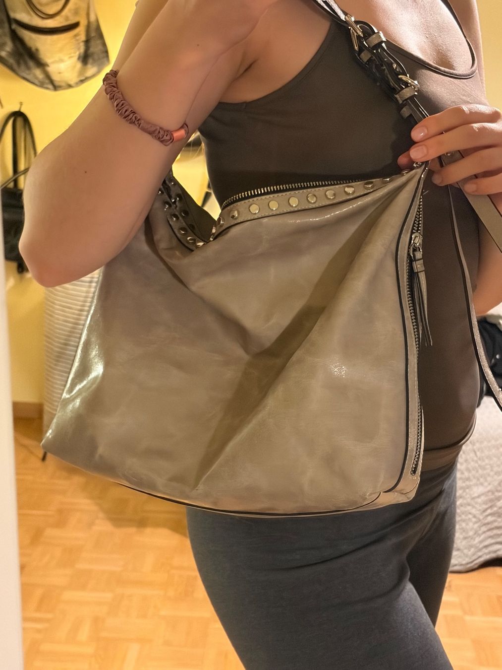Taschen für Damen: Tasche / Bag – Gebraucht aus Basel von pau_w9yw 1