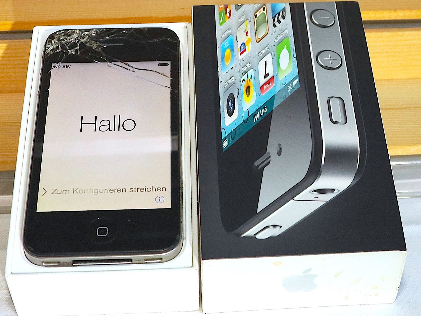 Apple Portables: iPhone 4  64 GB – D'occasion à Ipsach par Merlux