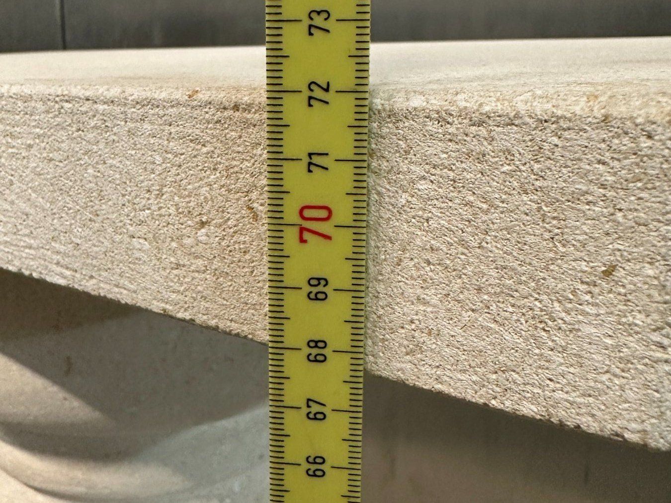 Altri mobili: Sandstein Tischfuss - Sockel für Skulptur oder Tisch – Usato da Luzern venduto da Lager6640 4