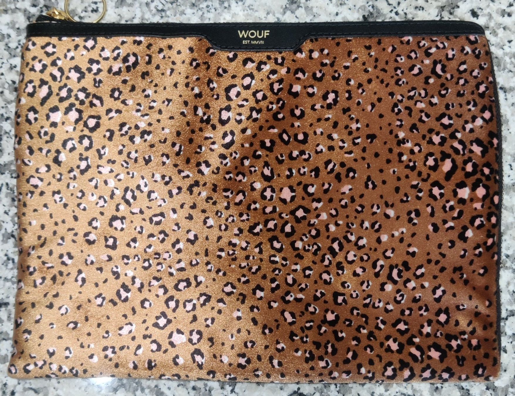Borse: WOUF IPad/Tablet Tasche mit Leopardenmuster – Nuovo (secondo la descrizione) da Zürich venduto da dal_64sr