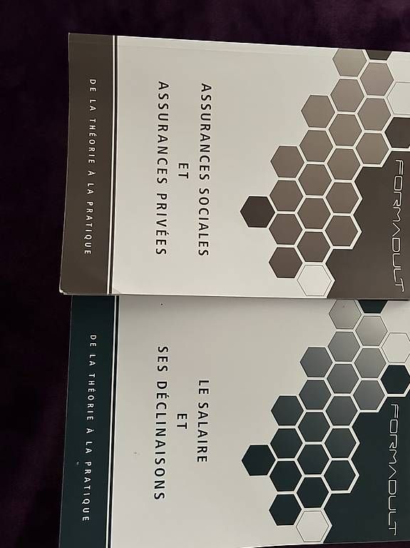 Libri: 2 livres Formadult  – Usato da La Neuveville venduto da biz_mn8c