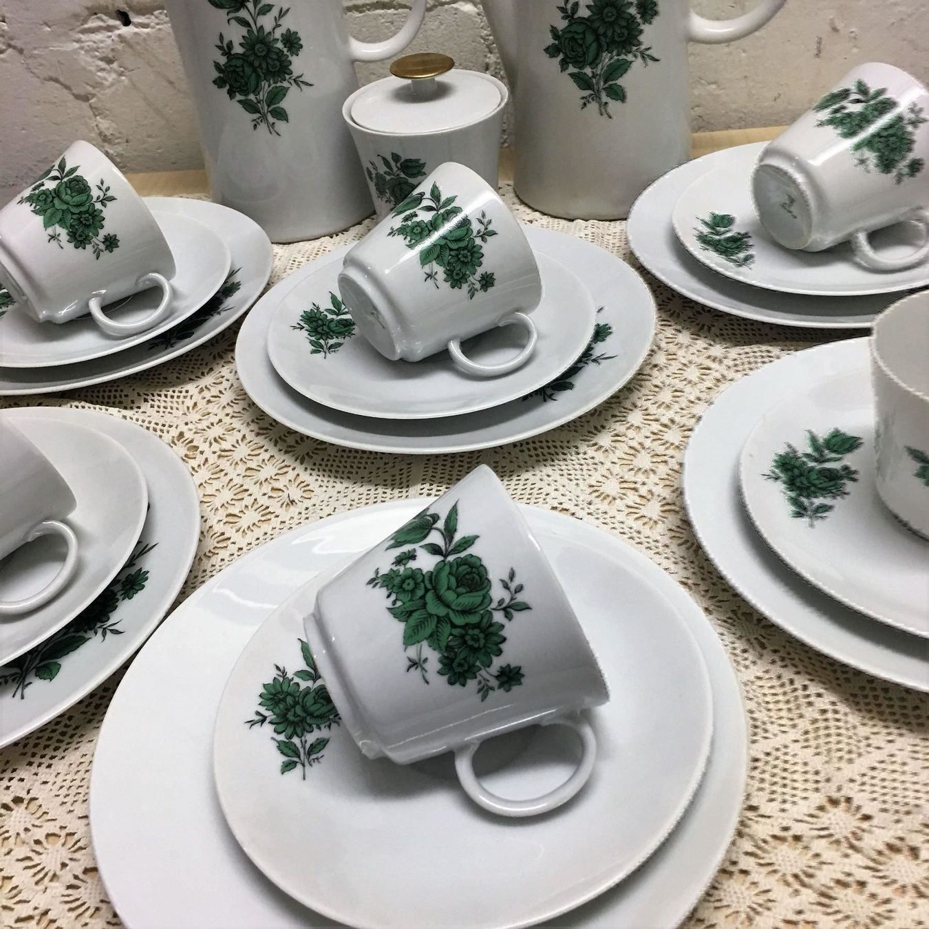 Set di piatti: Frühlings Kaffeservice von Schirnding – Usato da Zürich venduto da Nofelet31 4