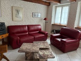 Canapé en cuir rouge