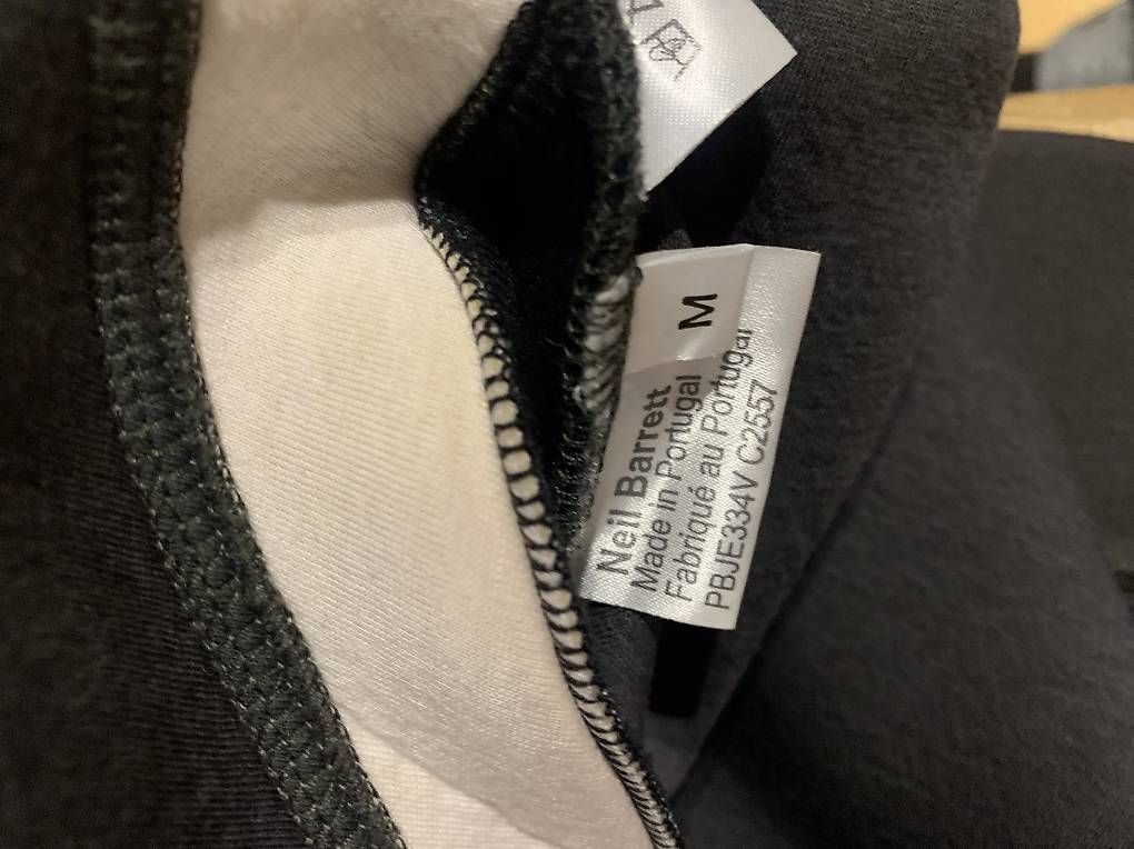 Pullover & Sweatshirts: Neil Barrett sweater neopren – Gebraucht aus Goldau von locherrogerio 4