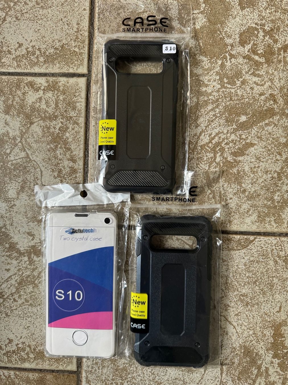 Cover & Protezioni schermo: étuis pour samsung S10 – Nuovo e nell'imballaggio originale da Marly venduto da gol_7sfs 2
