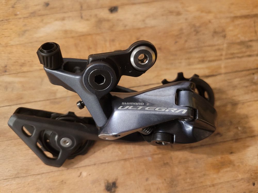 Ultegra Schaltwerk 11-fach RD-R8000 | Kaufen auf Ricardo