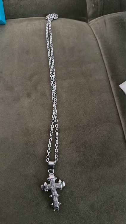 HOLY collana con pendente croce in acciaio e zirconi
