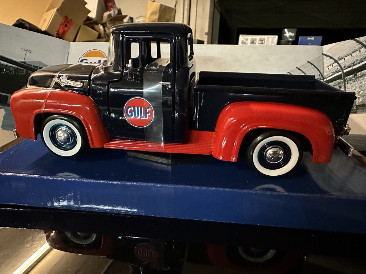 Ford Modellautos: Ford f100 1966 pick up Gulf Oldtimer classic – Neu und originalverpackt aus Reinach AG von rares75 2