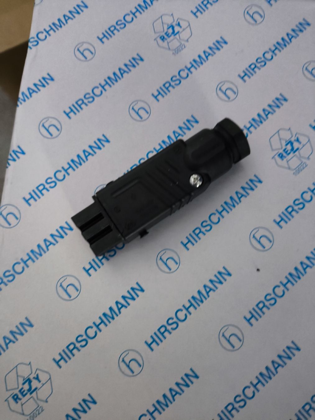 Tende da sole: Hirschmann Storen-stecker STAK 3 – Nuovo (secondo la descrizione) da Köniz venduto da Tanisch 1