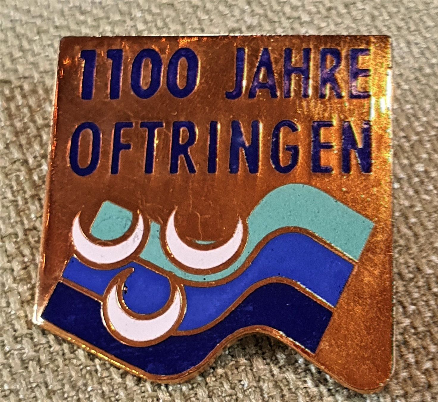 Medaillen: B810 - Pin 1100 Jahre Oftringen Schweiz – Gebraucht aus Reinach BL von Boston-Verkauf