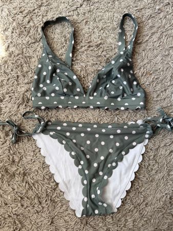 Sommer Bikini Set, Olivgrün mit Pünktchen, Grösse M